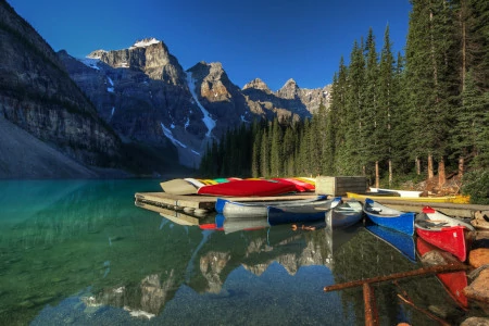 View of the canoe rentals at Moraine Lake.