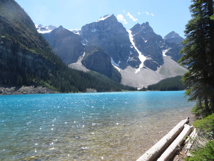 View from the Lakeshore trail of Moraine Lake.