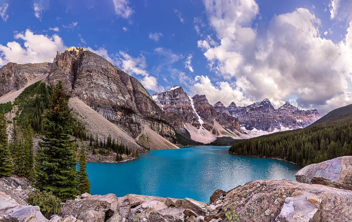 Another shot of Moraine Lake from the Rockpile.